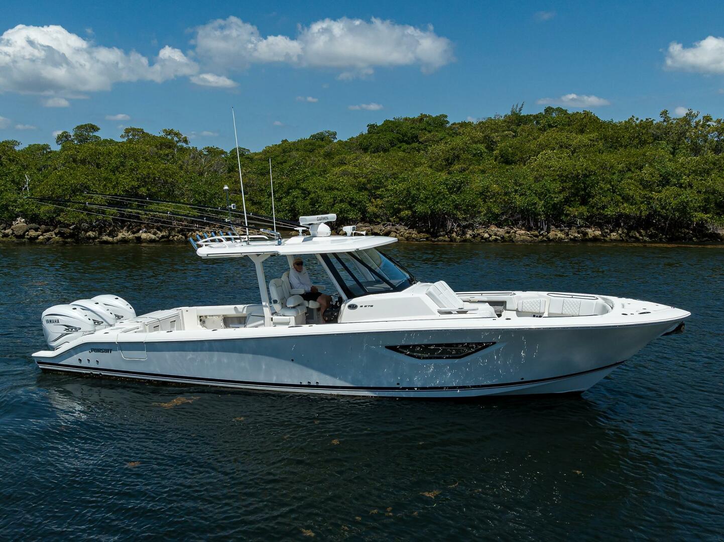 2021 Pursuit S 378 Sport "Reel Deal"